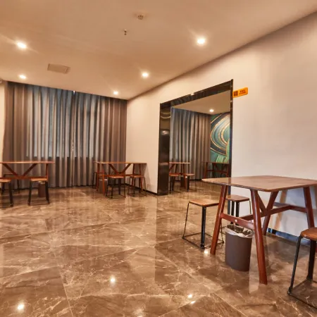 LU Hotel (Xin'an Economic and Technological Development Zone)