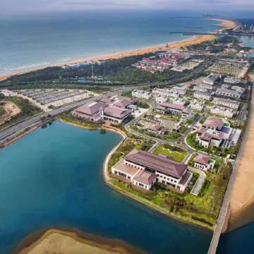 Grand New Century Hotel Rizhao Donghu