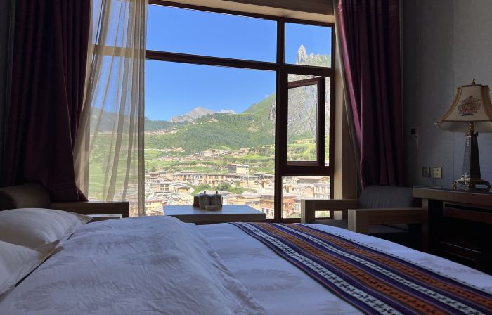 Black Yak Hotel