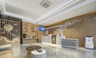 Wuhan New Beacon Hotel (Tianhe International Airport Songjiagang Subway Station)