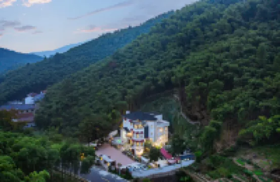 Inn Hill Villa Hotels near Futuo Temple