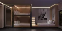 V + E-sports Theme Hotel
