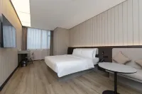 漢庭酒店（武漢大學街道口地鐵站店） 鄰近武漢大學東中區-15棟的酒店