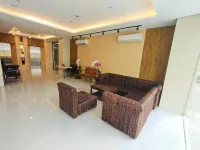 Cebu Family Suites powered by Cocotel - balcony