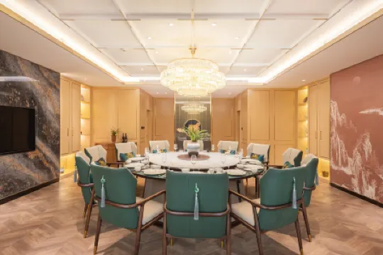 Handan East Station Cloud Hotel (Wanxianghui Branch)