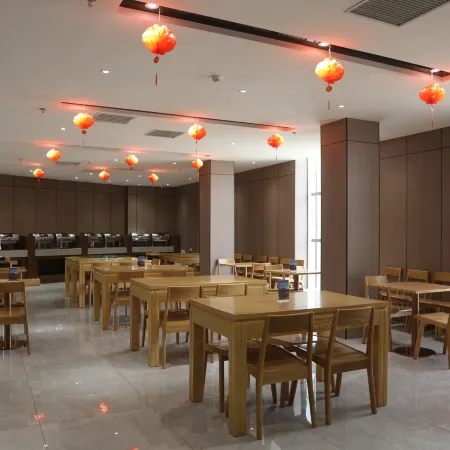 Luliang Jinhai Business Hotel
