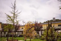 Zhen Xi Shan Ju Hotels in Zhaotong