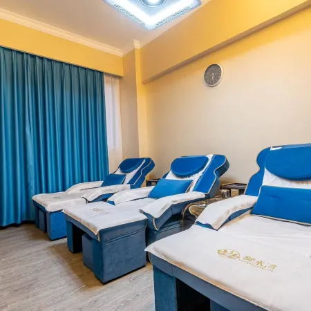WAIFIDEN Hotel(Former Tokai Hotel - Xiaobei Metro Station - Free shuttle bus during Canton Fair)