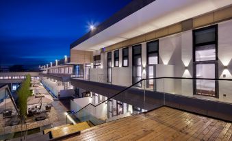 Moshang Landscape Printing Hotel (Guilin Yangshuo Yulong River Branch)