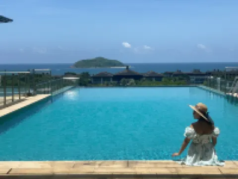 CRC·Hylla Hotel (shimei Bay Hotel)