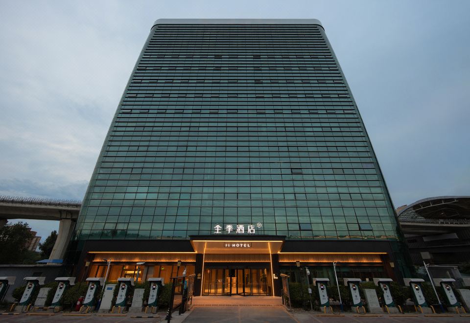 라방 호텔 객실 사진