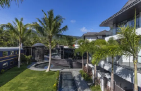 三亜亞龍灣瑞婭リゾートホテル 百花谷商業街周辺のホテル