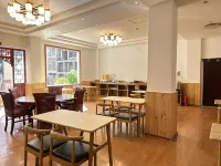 Rui Xi Manju City View Hotel (Luo Bulin Plaza Kangbei Wealth Center Branch)