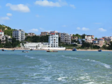 落日歸山海民宿