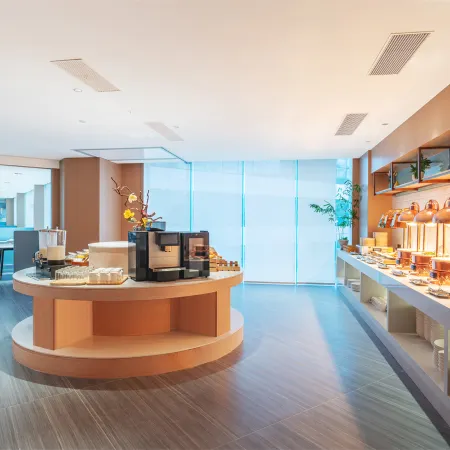 CHEERMAY Hotel (Shanghai Jingan Si Yanan Xi Road) Отели рядом с достопримечательностью «Шанхайская библиотека»