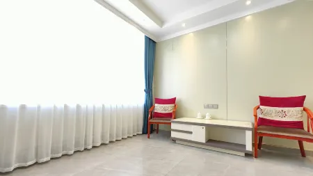 LONGJING XIANDAIBINGUAN Отели рядом с достопримечательностью «Longshan Korean Folk Village»