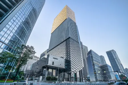 J Residence Отели рядом с достопримечательностью «Guangzhou Sport University Gymnasium»