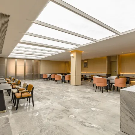 Starway Hotel (Dazhou Dazhu East Lake Park)