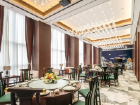 Jingtai International Hotel - Baoji Qishan High-speed Railway Station Hotel a Qishan