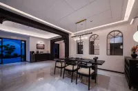 Shangri-La Songwu • Secret Garden Designer Oxygen Homestay (Dukezong Ancient City)
