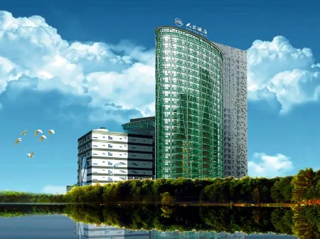 Lake View Hotel Отели рядом с достопримечательностью «Longtanhu Gymnasium»