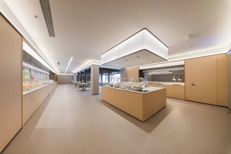 JI Hotel (Shanghai Hongqiao National Exhibition and Convention Center Pingle Road) Отели рядом с достопримечательностью «Zhuzhai Guan Yu’s Temple»