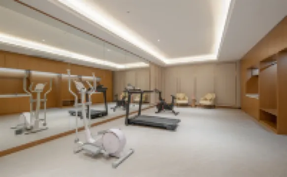 維也納酒店（汕頭高鐵站海納天地店）