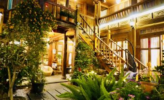 Lijiang Listen Deer·Snow Mountain Viewing Guesthouse