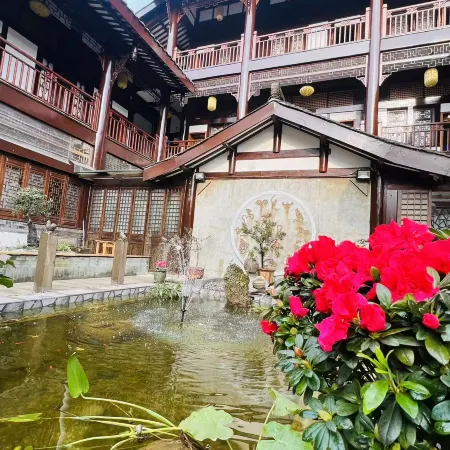 Jing Rumengling Courtyard-Style Hotel (Emeishan High-Speed Railway Station Exiu Lake)