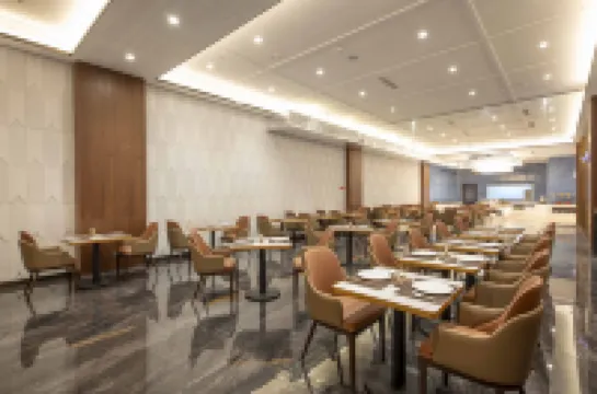 Linquan Days Wyndham Hotel