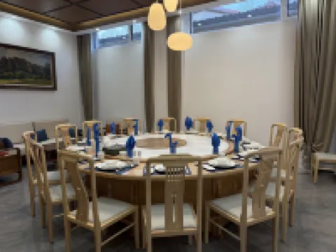 Xiacheng Yuzhuang Hotel