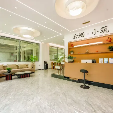 Yunqi Cottage · Huangguoshu