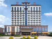 Hongtai Hotel, Weishi, Kaifeng - Parking