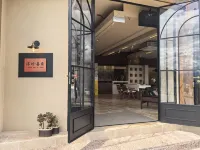 Chunshi · Xitang | Begonia Gallery · Premier Lakeview Holiday Courtyard (Daluoshui, Lugu Lake) - Gym
