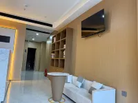 Home Inn UP Huayi Select Hotel (Jinzhong Lingshi Wang Family Courtyard) - 2-Star