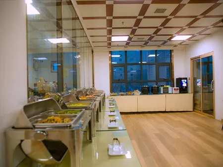 GreenTree (Tongchuan Yaozhou District New Area Hospital) Отели в г. Тунчуань