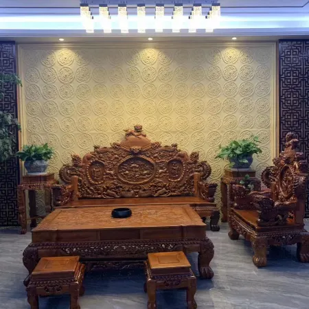 Malipo Xin Yu Business Hotel
