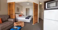 Broadbeach Savannah Resort Hotels in der Nähe von Broad Beach Art and Craft Markets