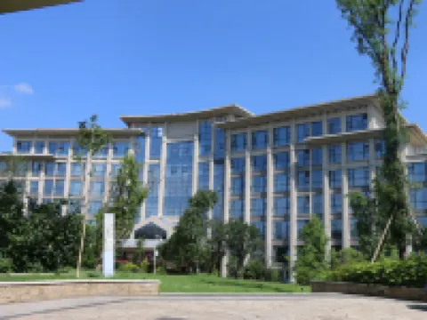 NATURAL TIANCHEN·LOTUS GRAND HOTEL Hotels in Xichong