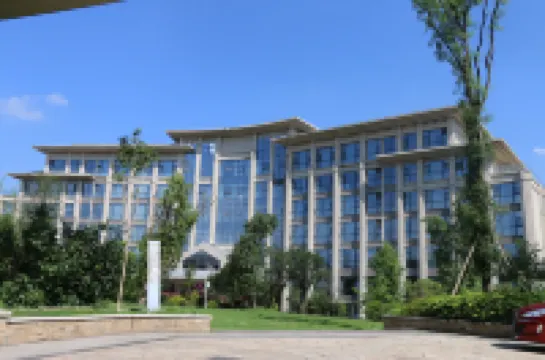 NATURAL TIANCHEN·LOTUS GRAND HOTEL Hotels in Xichong