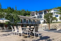 Ginkgo Tree Parent-child Resort Hotels near Longyan City