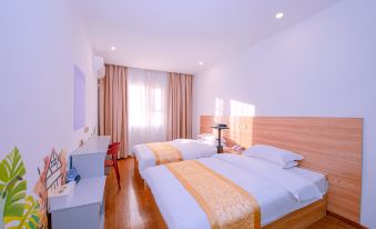 Dragon Star Hotel (Jincheng Central Pedestrian Street Store)