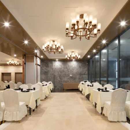 RezenSelect Hotel Nanjing South Railway Station