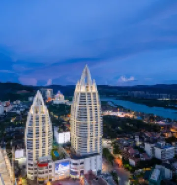 西雙版納泊悦酒店（告莊星光夜市店）