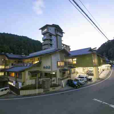 山水館 川湯みどりや Hotel Exterior