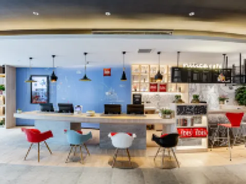 Ibis Hotel (Jinan Shandong Normal University Culture East Road Shop) Hotels in Jinan