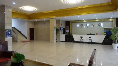 Xingguo Fengtai Express Hotel (Pingchuan Middle School) Отели рядом с достопримечательностью «Lianjiang Academy»