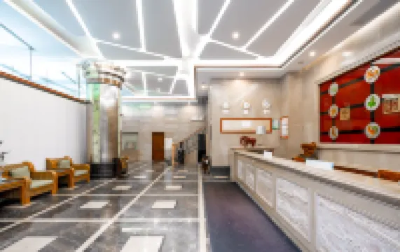 โรงแรมเฟิงหลินไนท์