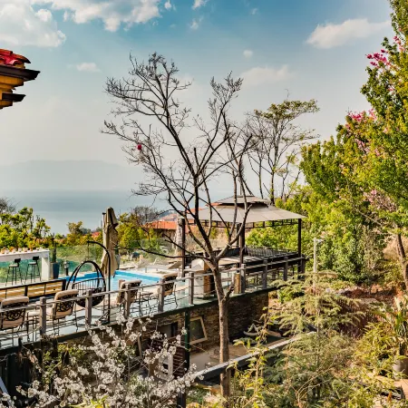 Lake of Fuxian Bicheng B&B (Chengjiang Sun Mountain Branch)