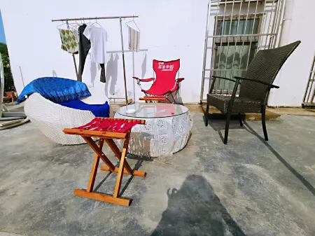 See Sea Youth Hostel (Qingdao May 4th Square Store)